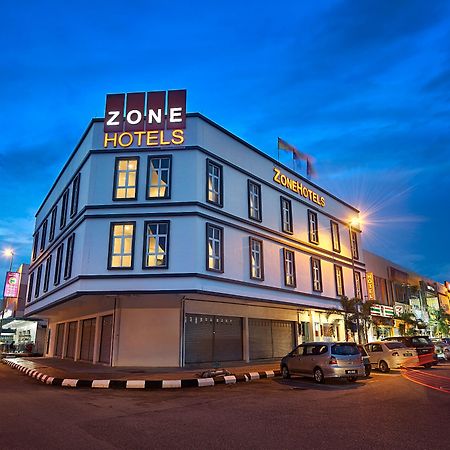 Zone Hotels, Telok Panglima Garang Teluk Panglima Garang Exterior photo